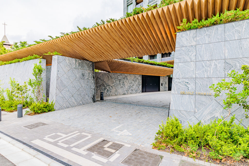 ブランズ千代田富士見の外観写真｜THE BRIDGE株式会社撮影