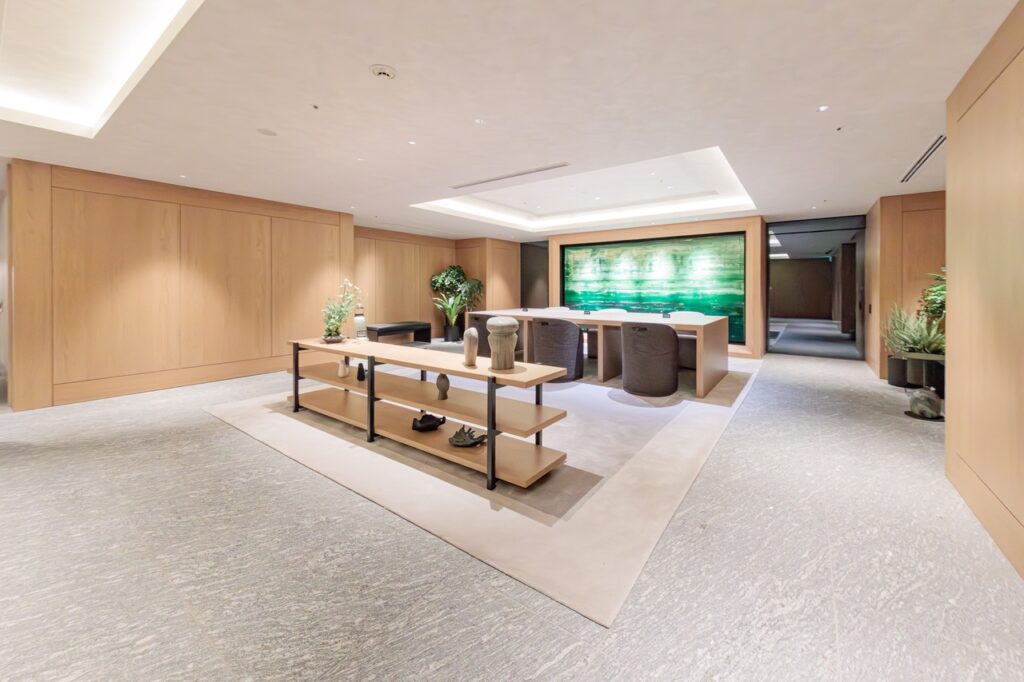 三田ガーデンヒルズのカフェラウンジ写真|THE BRIDGE株式会社撮影