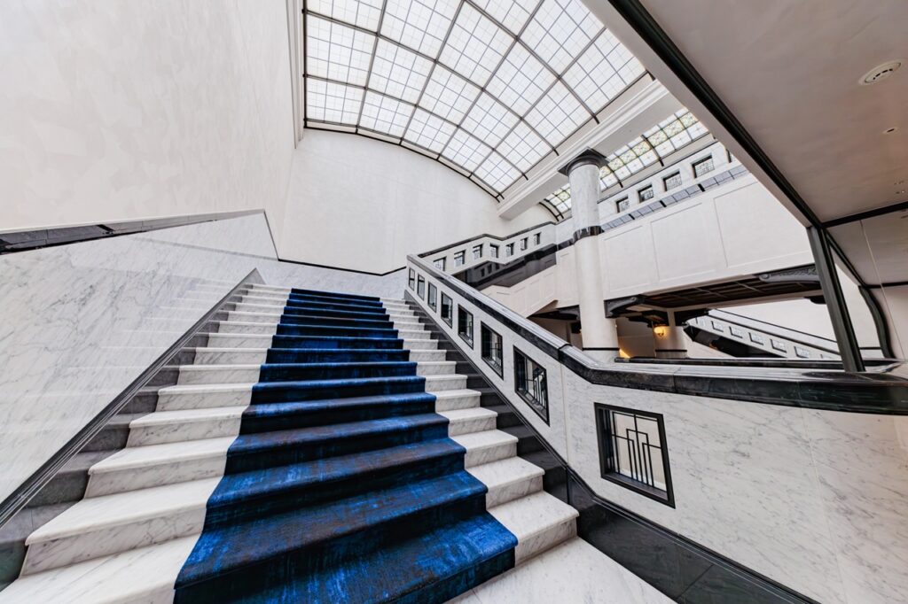 三田ガーデンヒルズの共有部分(ホール)写真|THE BRIDGE株式会社撮影