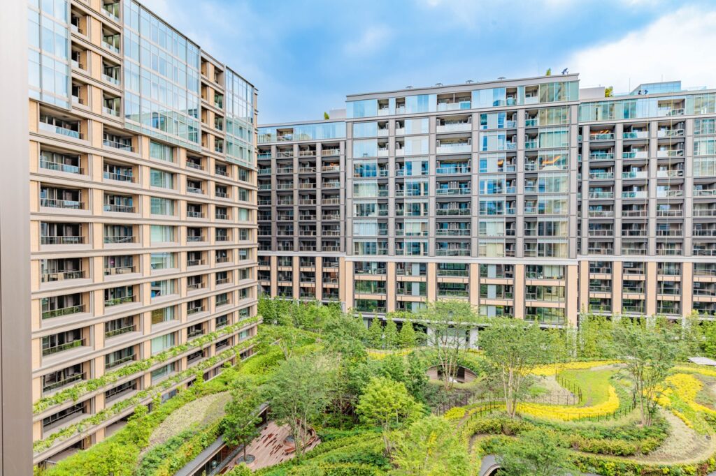 三田ガーデンヒルズの外観写真|THE BRIDGE株式会社撮影